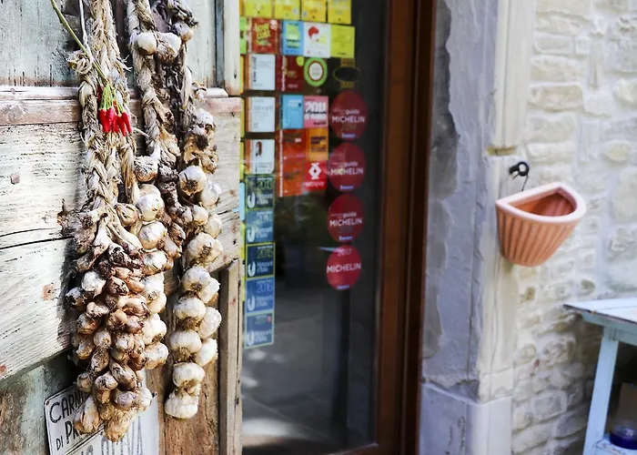 Oda ve Kahvaltı La Della Campanara 4*