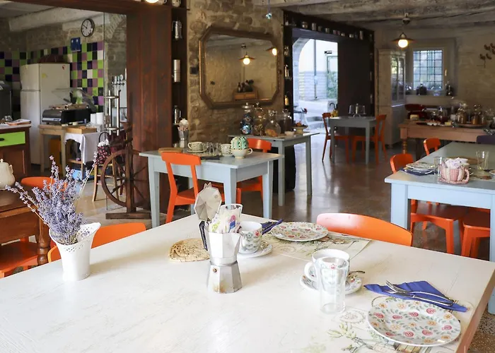 Oda ve Kahvaltı La Della Campanara Galeata