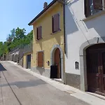 Bed & Breakfast La Della Campanara 4*