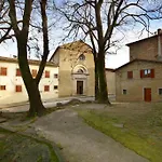 La Della Campanara Bed & Breakfast 4*