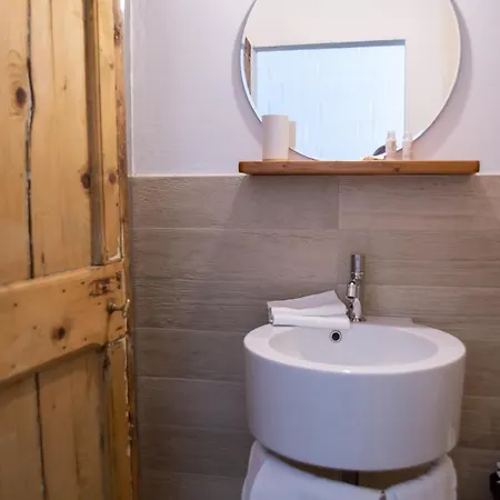 La Della Campanara Bed & Breakfast