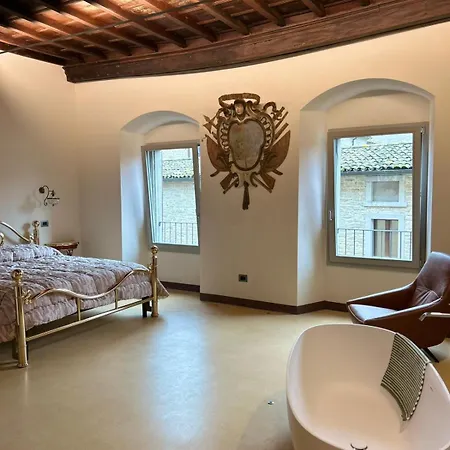 Bed & Breakfast La Della Campanara Galeata