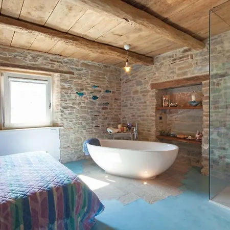 La Della Campanara 4*