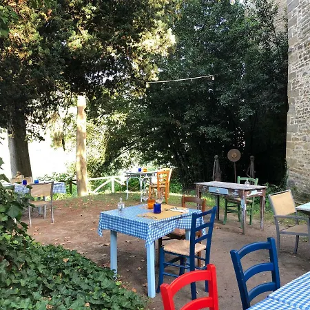 La Della Campanara Bed & Breakfast 4*