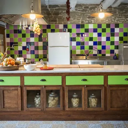 Bed & Breakfast La Della Campanara 4*