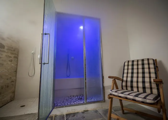 Alojamento de Acomodação e Pequeno-almoço La Della Campanara 4*