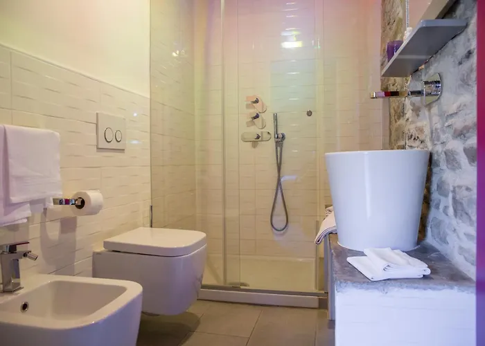 La Della Campanara Alojamento de Acomodação e Pequeno-almoço Galeata