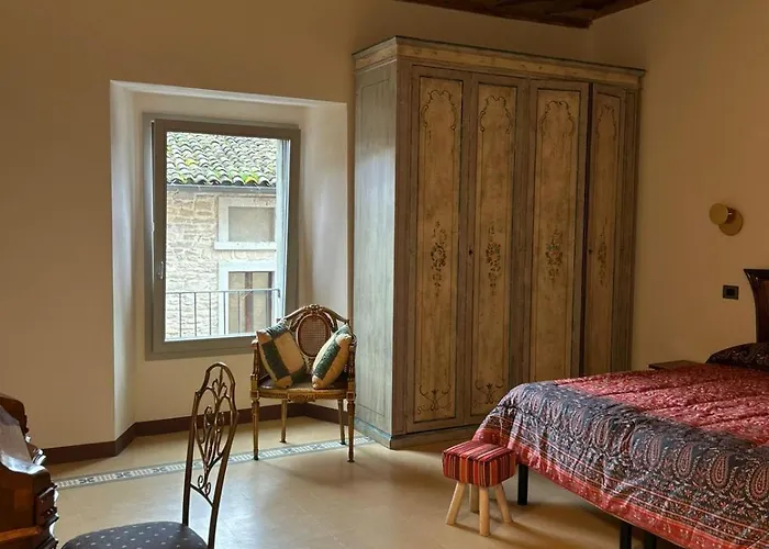 La Della Campanara Alojamento de Acomodação e Pequeno-almoço Galeata